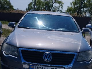 Volkswagen Passat foto 1