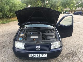 Volkswagen Bora foto 9