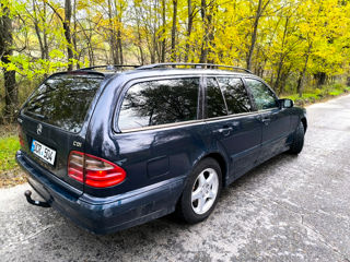 Mercedes E-Class foto 4