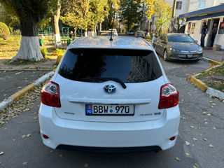 Toyota Auris foto 2