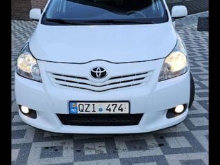 Toyota Verso foto 9