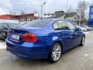 BMW 3 Series foto 2