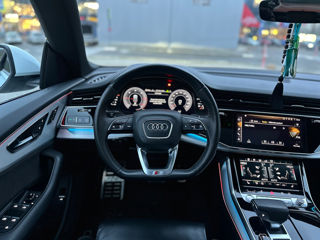 Audi Q8 foto 17