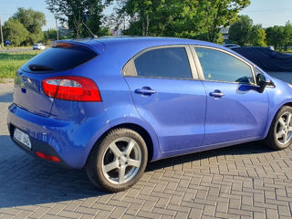 KIA Rio foto 1