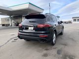 Porsche Cayenne foto 3