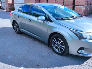 Toyota Avensis foto 7