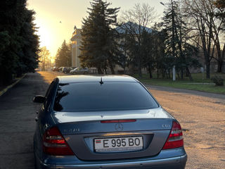 Mercedes E-Class foto 2