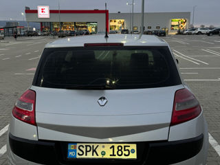 Renault Megane foto 4