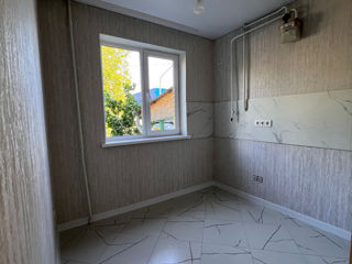 Apartament cu 3 camere,  9 cartier,  Bălți,  Bălți mun. foto 3