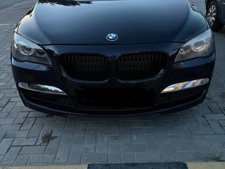 BMW 7 Series foto 1