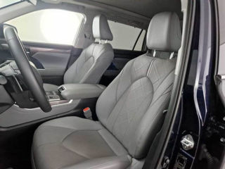 Toyota Highlander foto 7