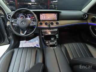 Mercedes E-Class foto 6