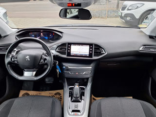 Peugeot 308 foto 9