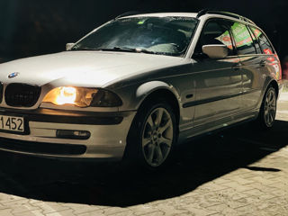 BMW 3 Series foto 5