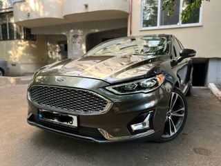 Ford Fusion foto 1