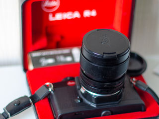 Leica R4 + Leitz Vario-Elmar-R 35-70/3.5 состояние идеальное. Проверена на пленке