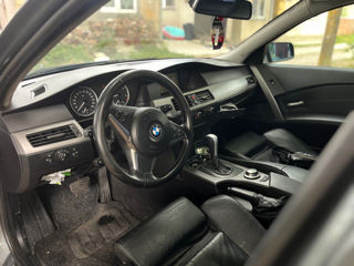 BMW 5 Series foto 7