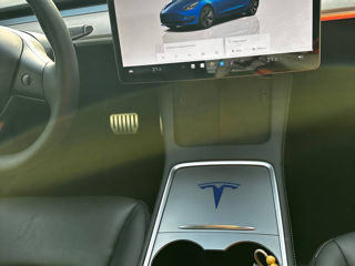 Tesla Model 3 foto 5