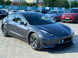 Tesla Model 3 foto 5