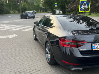 Skoda Superb фото 2