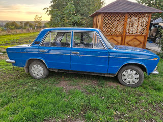 Lada / ВАЗ 2103 foto 3