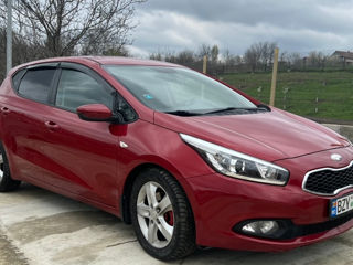 KIA Ceed foto 2