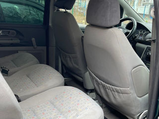 Volkswagen Sharan foto 6