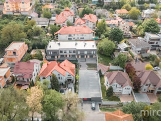 Se vinde Townhouse pe str. Anton Crihan, Centru, Chișinău foto 6