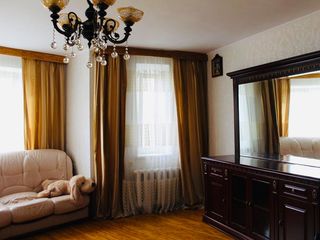 Apartament în sec. Rîșcani! 5 odai,110m2, 8/13! Euroreparatie!Mobilat Complet!!! foto 1