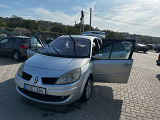 Renault Scenic foto 9