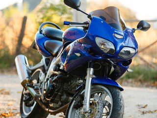 Suzuki SV650S foto 10