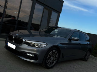 BMW 5 Series foto 1