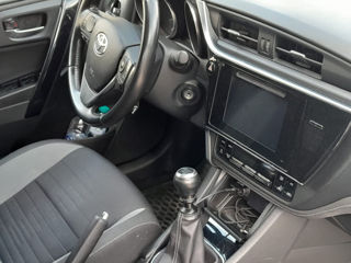 Toyota Auris foto 5