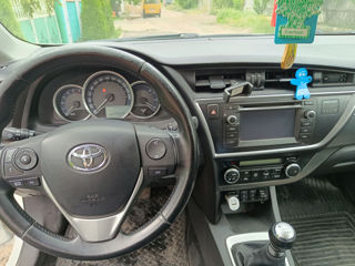 Toyota Auris foto 3