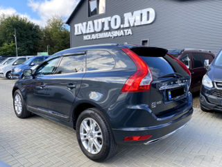 Volvo XC60 foto 2