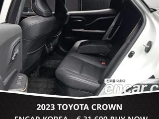 Toyota Crown foto 4