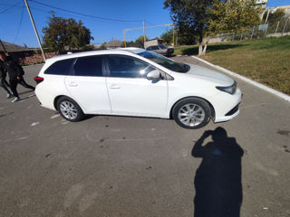 Toyota Auris foto 3