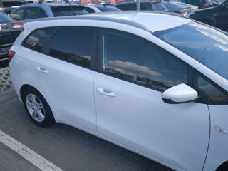 KIA Ceed foto 2