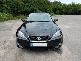 Lexus IS Series foto 3