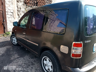 Volkswagen Caddy foto 2