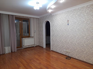 Apartament cu 3 camere, 57 m², 8 cartier, Bălți