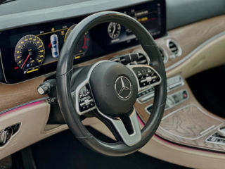 Mercedes E-Class foto 5