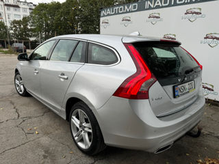 Volvo V60 foto 3