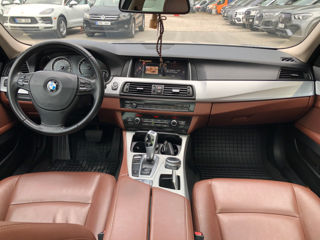 BMW 5 Series foto 8