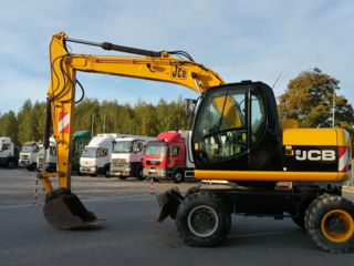 JCB JS 145W pe roți foto 2