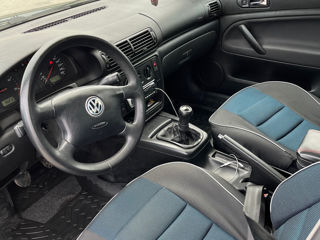 Volkswagen Passat foto 9