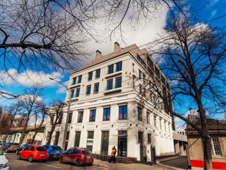 Chirie sp.comercial, Centru, 285 mp, 3350 euro!