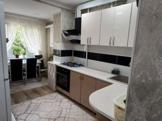 Apartament cu 2 camere, 54 m², Periferie, Ocnița foto 4