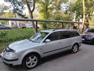 Volkswagen Passat foto 4