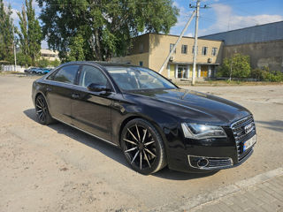 Audi A8 foto 8